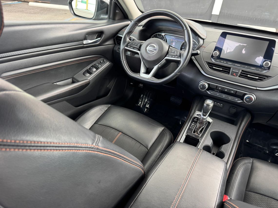 2021 Nissan Altima 2.5 SR Sedan 4D