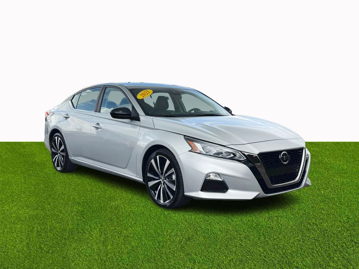 2021 Nissan Altima 2.5 SR Sedan 4D