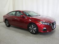 2021 Nissan Altima 2.5 SV AWD Sedan Eau Claire WI 2021 Nissan Altima 2.5 SV AWD Sedan Eau Claire WI