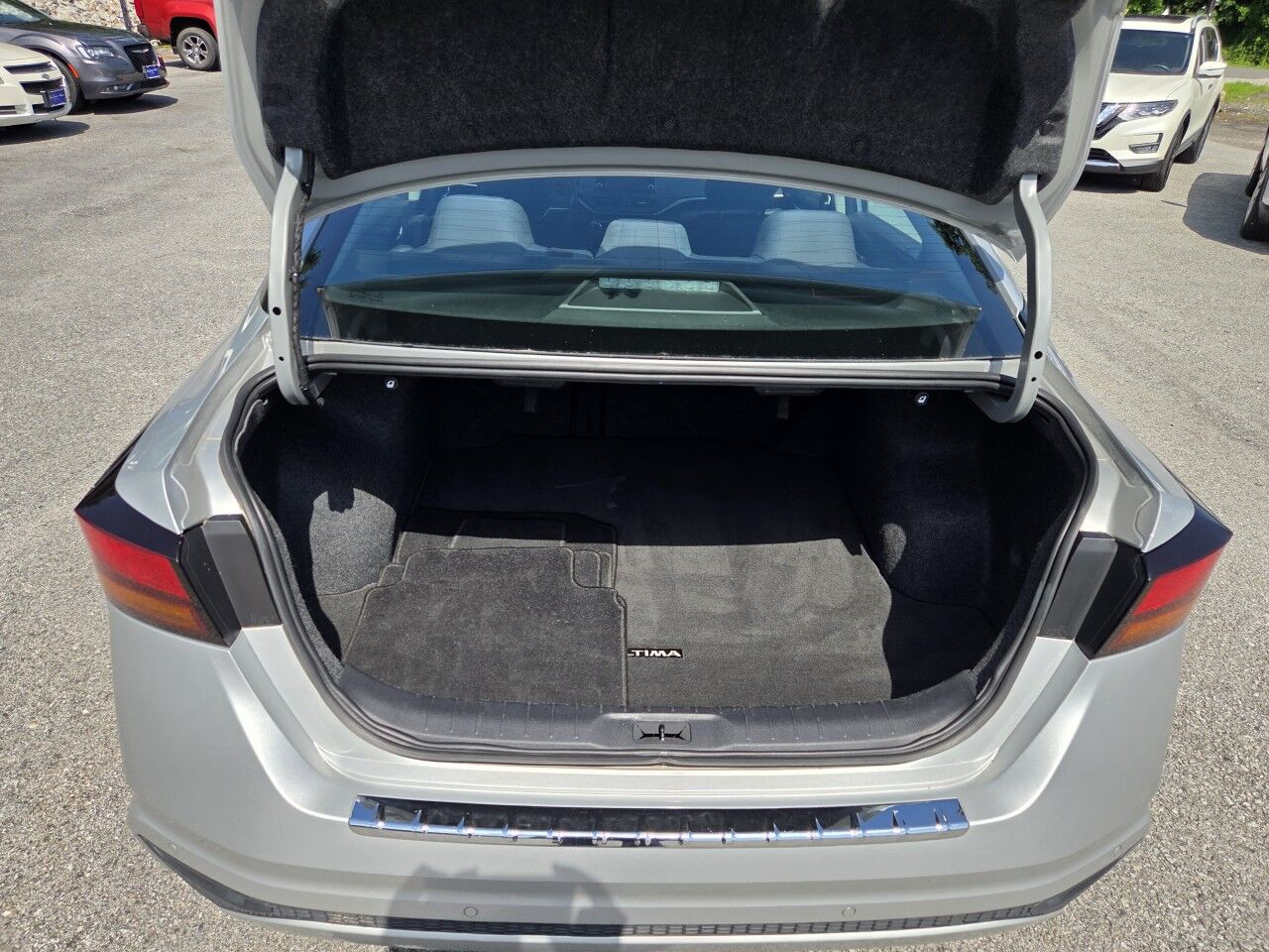 2021 Nissan Altima 2.5 SV Charlton MA