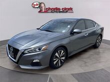 2021_Nissan_Altima_2.5 SV_ El Paso TX
