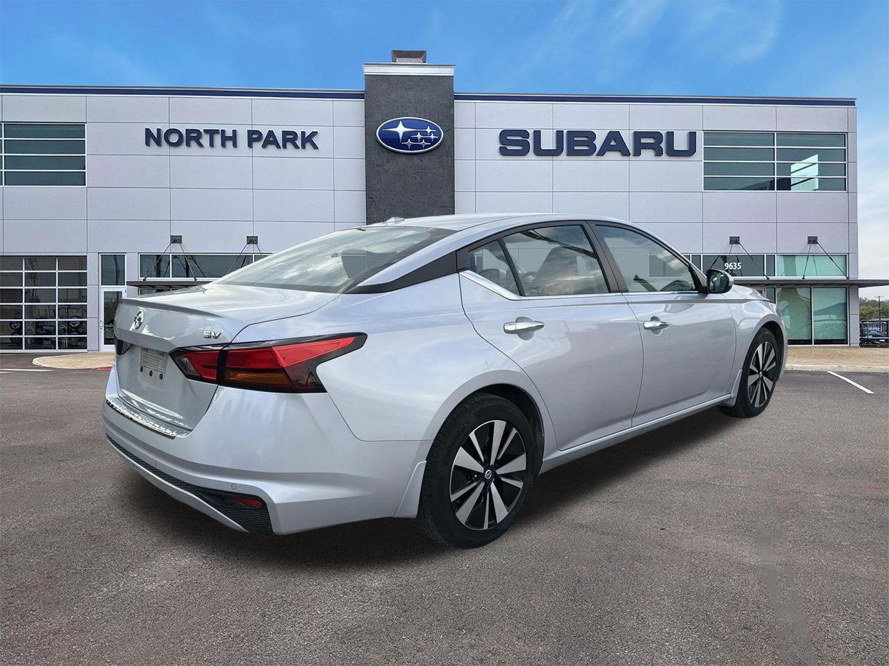 2021 Nissan Altima 2.5 SV