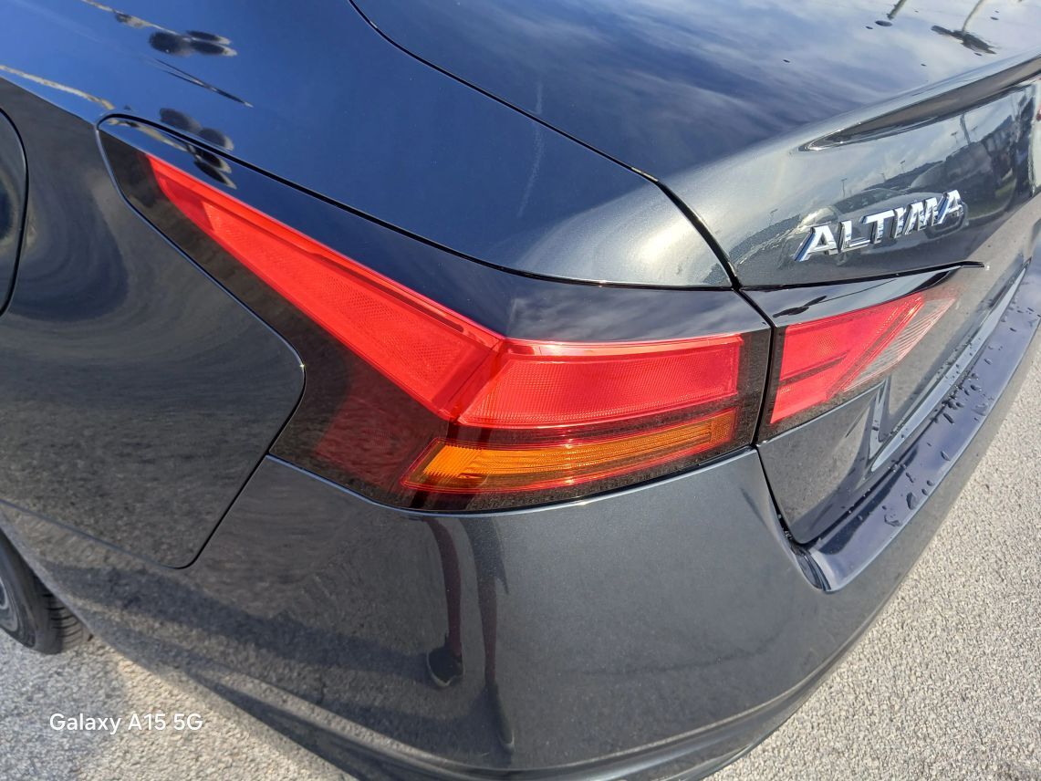 2021 Nissan Altima 2.5 SV Sedan 4D Maitland FL