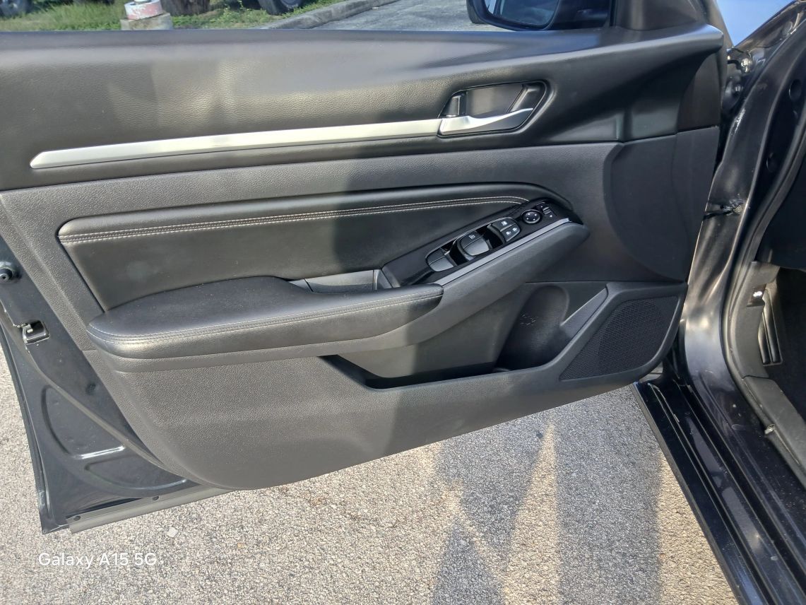 2021 Nissan Altima 2.5 SV Sedan 4D Maitland FL