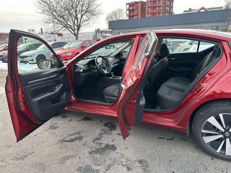 2021 Nissan Altima 2.5 SV Worcester MA