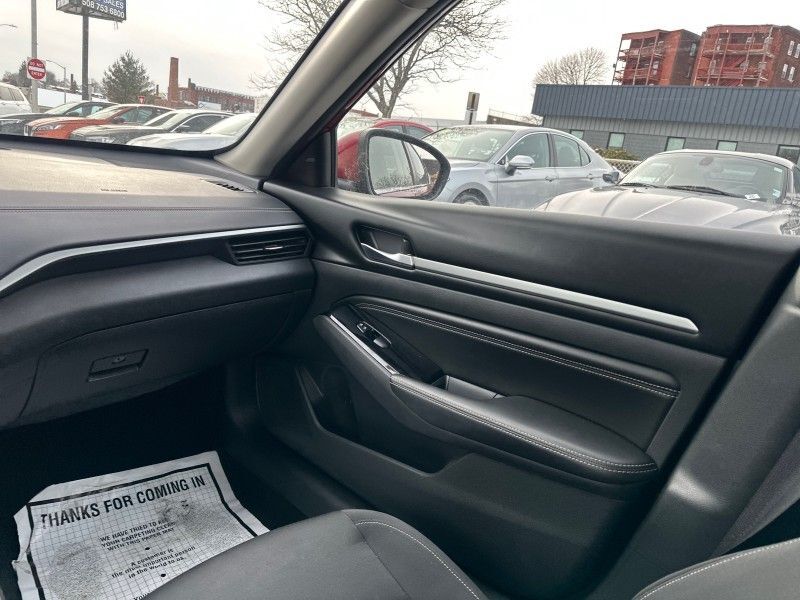 2021 Nissan Altima 2.5 SV Worcester MA