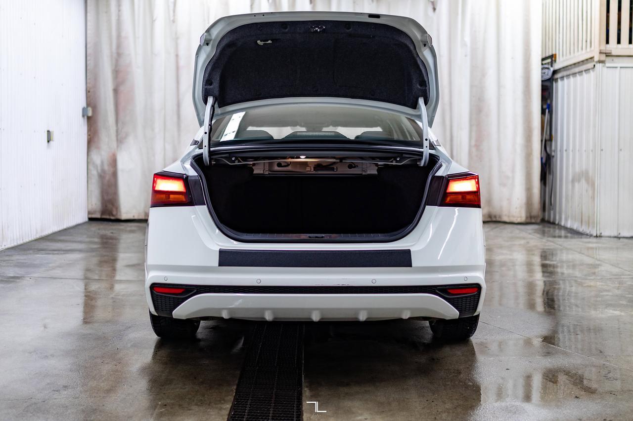 2021 Nissan Altima AWD SE PSeat BCam Red Deer AB