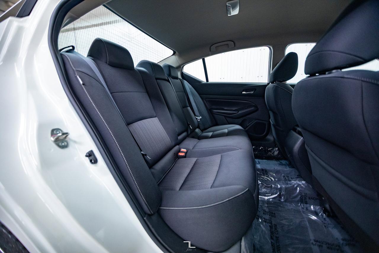 2021 Nissan Altima AWD SE PSeat BCam Red Deer AB