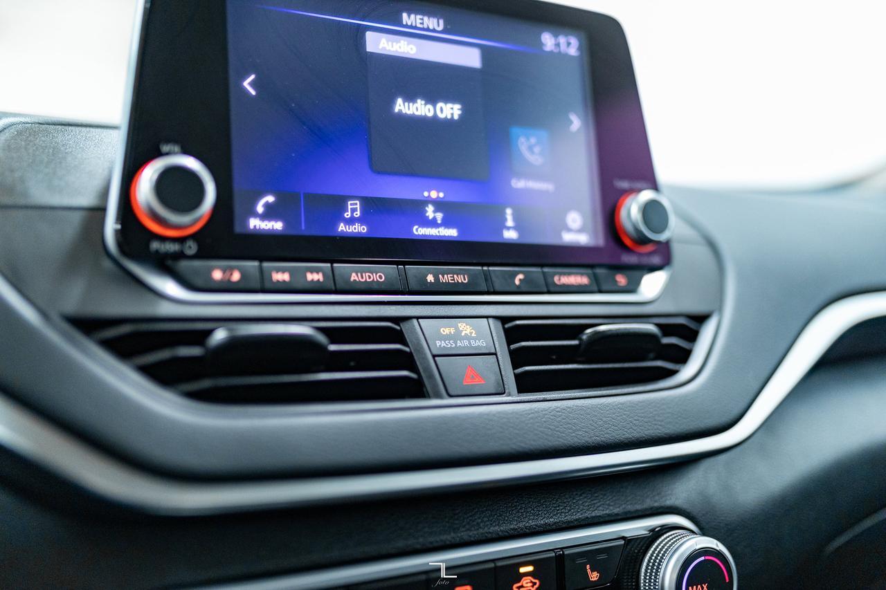 2021 Nissan Altima AWD SE PSeat BCam Red Deer AB