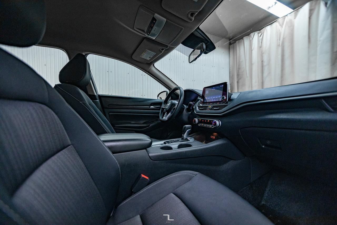 2021 Nissan Altima AWD SE PSeat BCam Red Deer AB