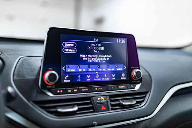 2021 Nissan Altima AWD SE PSeat BCam Red Deer AB