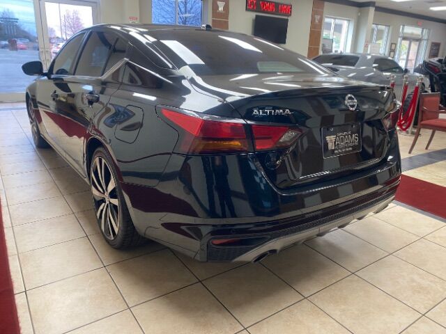 2021 Nissan Altima SR FWD