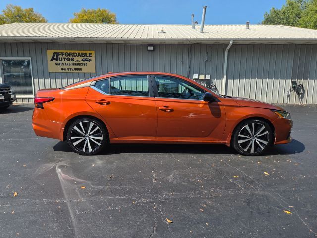 2021 Nissan Altima SR FWD Elgin IL
