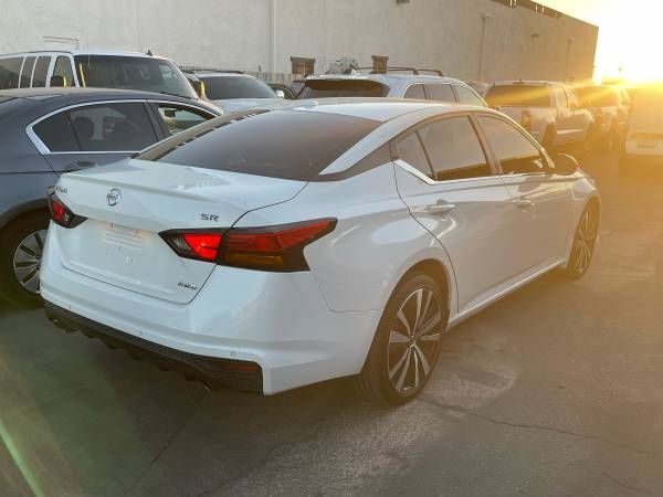 2021 Nissan Altima SR Intelligent AWD