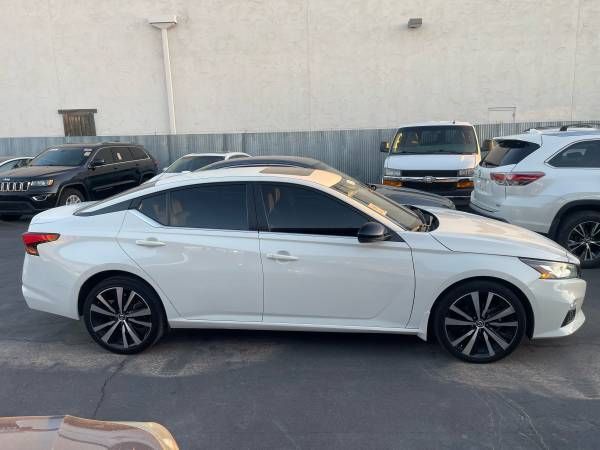 2021 Nissan Altima SR Intelligent AWD