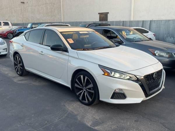 2021 Nissan Altima SR Intelligent AWD