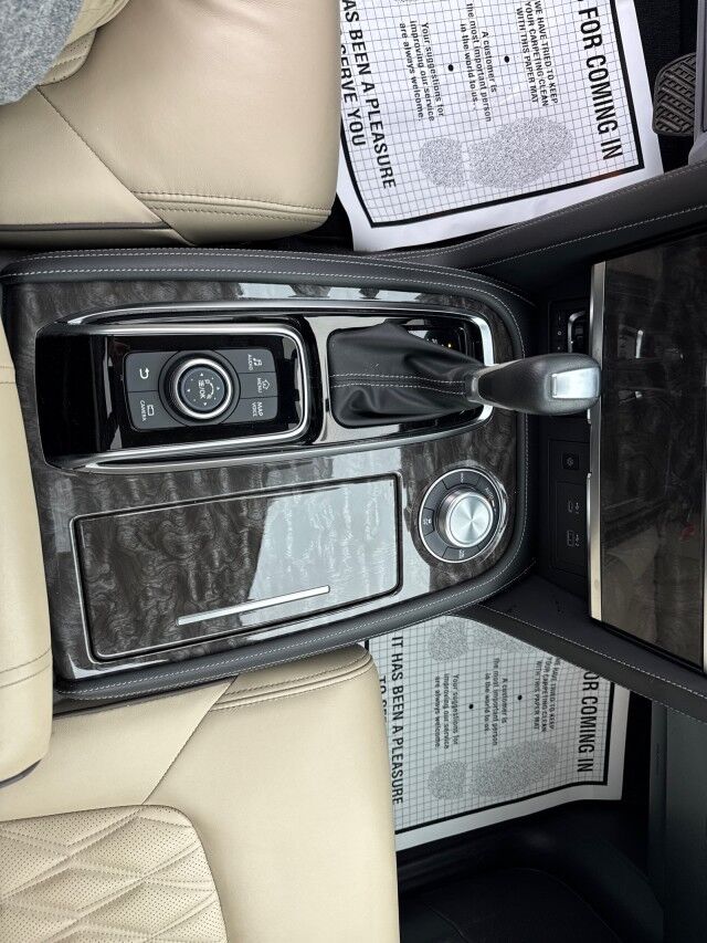 2021 Nissan Armada Platinum Springfield IL