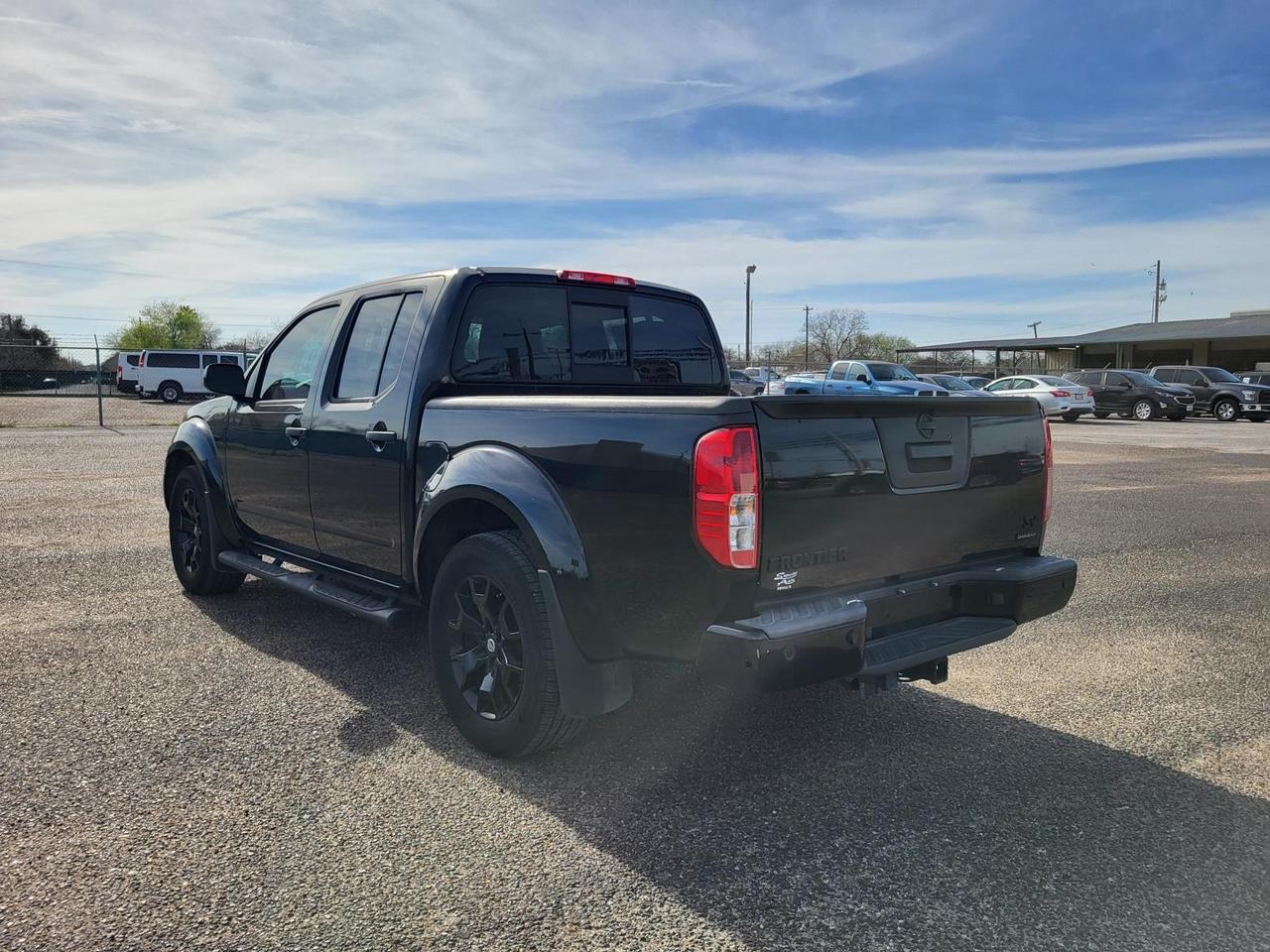 2021 Nissan Frontier Crew Cab 4x2 SV Auto Beeville TX