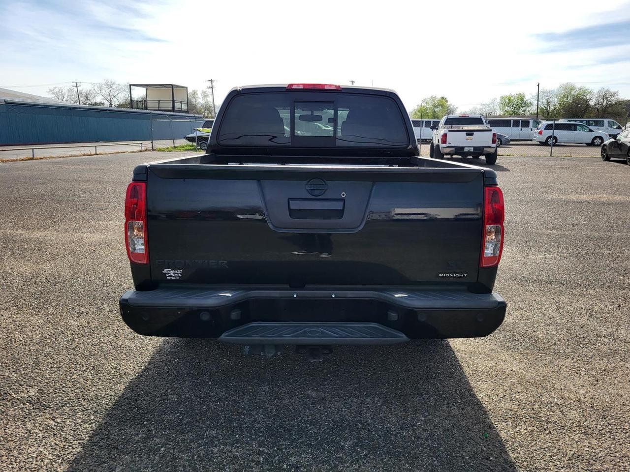 2021 Nissan Frontier Crew Cab 4x2 SV Auto Beeville TX