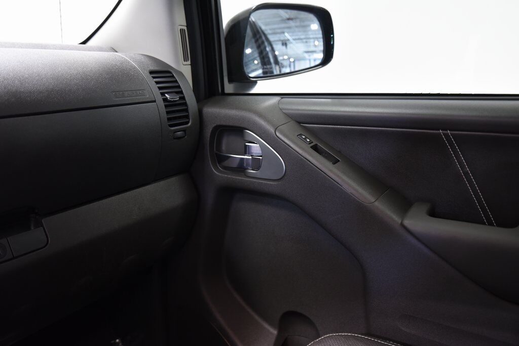 2021 Nissan Frontier PRO-4X Akron