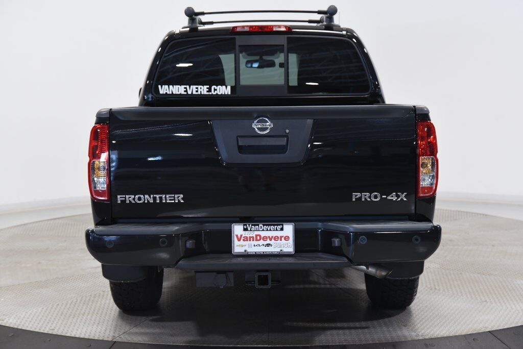 2021 Nissan Frontier PRO-4X Akron