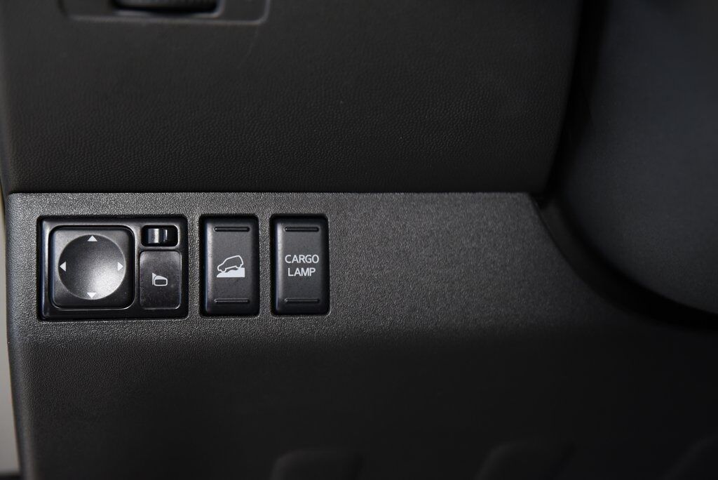2021 Nissan Frontier PRO-4X Akron