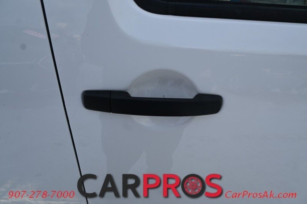 2021 Nissan Frontier S - 3.8L V6 - 4X4 - Crew Cab - Keyless Entry w/ Push To Start - Power Windows & Door Locks - Bluetooth - Backup Camera - Bedliner - Tow Package - 1 Owner - Low Miles Anchorage AK