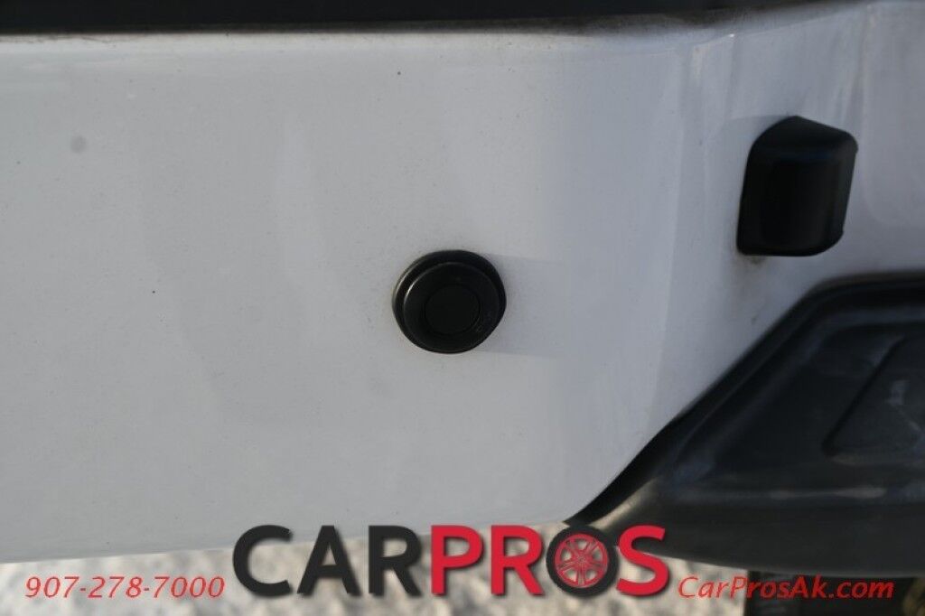 2021 Nissan Frontier S - 3.8L V6 - 4X4 - Crew Cab - Keyless Entry w/ Push To Start - Power Windows & Door Locks - Bluetooth - Backup Camera - Bedliner - Tow Package - 1 Owner - Low Miles Anchorage AK