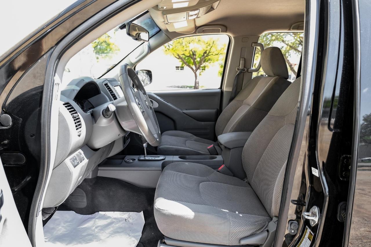 2021 Nissan Frontier SV