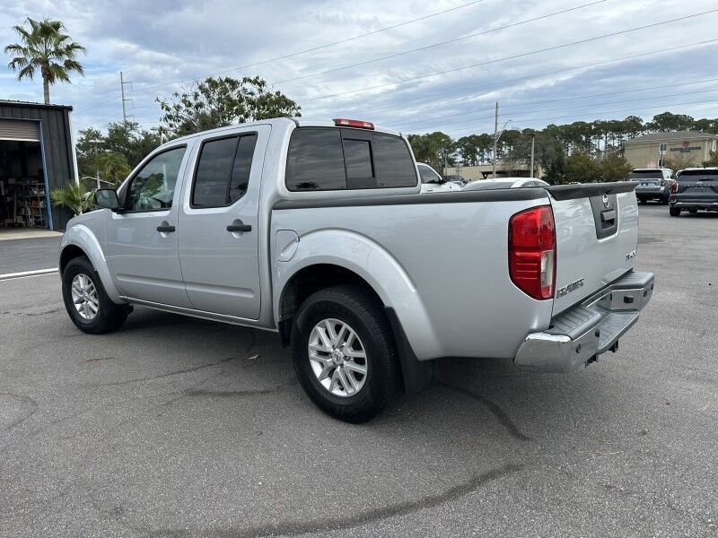 2021 Nissan Frontier SV