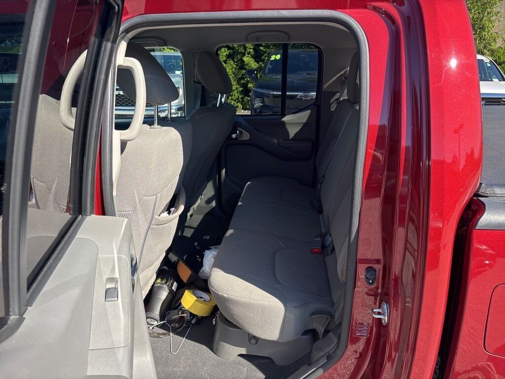 2021 Nissan Frontier SV