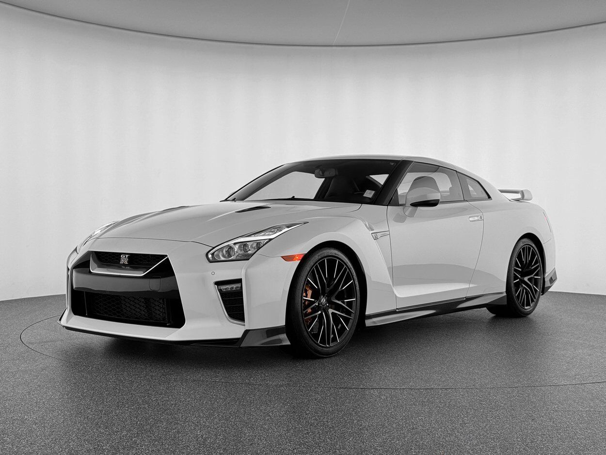 2021 Nissan GT-R