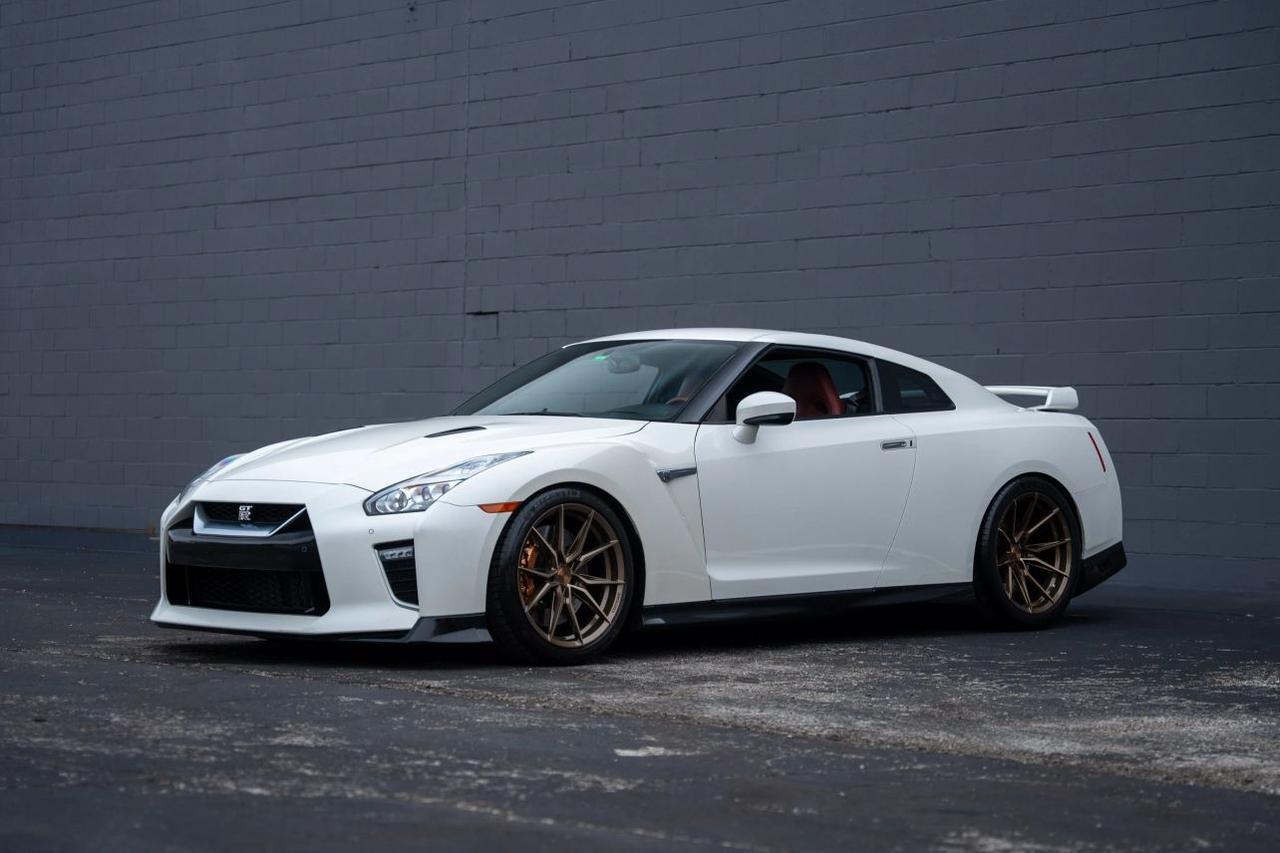 2021 Nissan GT-R