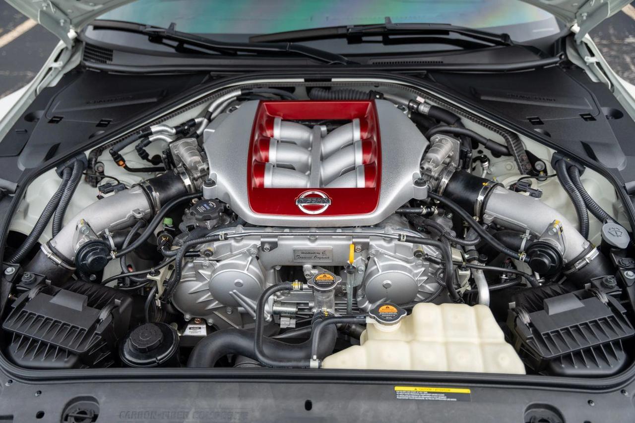 2021 Nissan GT-R Premium Coupe 2D St. Louis MO