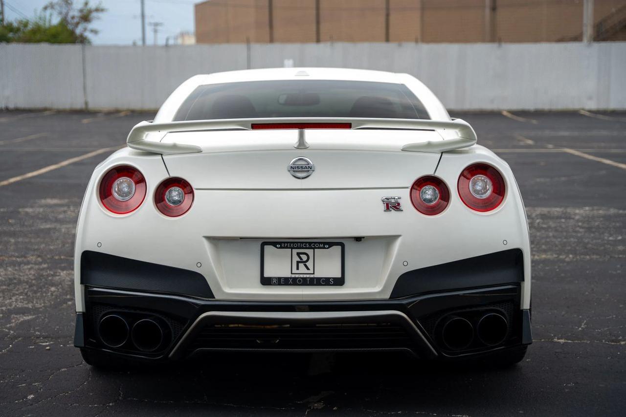 2021 Nissan GT-R Premium Coupe 2D St. Louis MO
