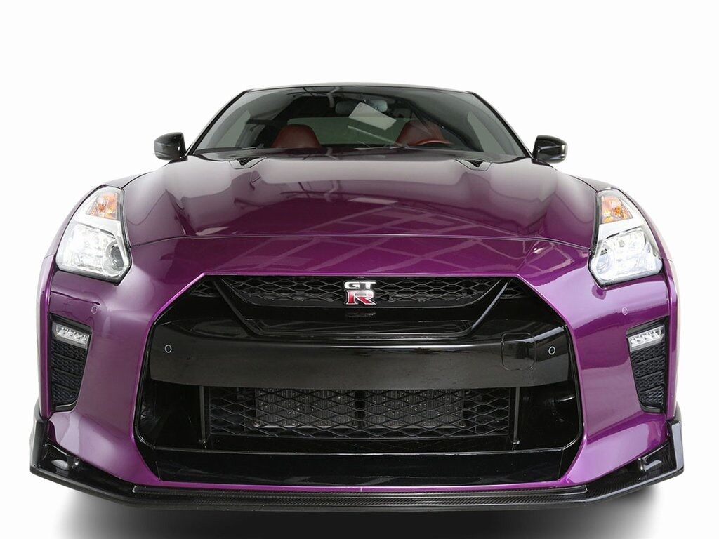 2021 Nissan GT-R Premium photo 2