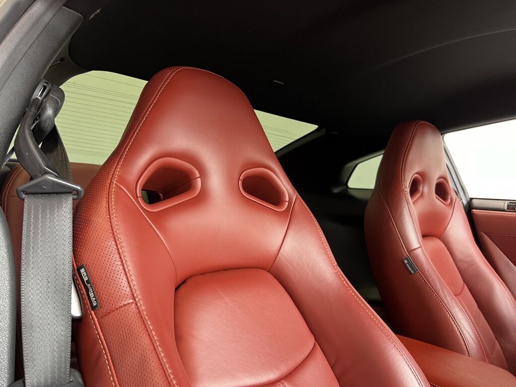 2021 Nissan GT-R Premium photo 22