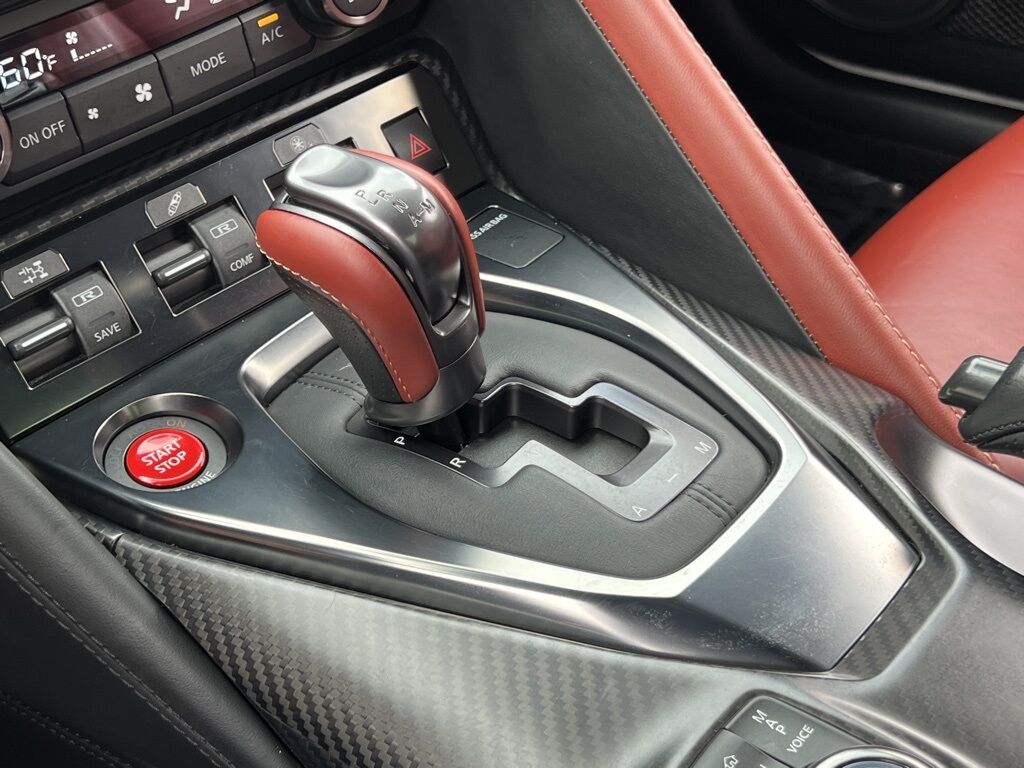 2021 Nissan GT-R Premium photo 27