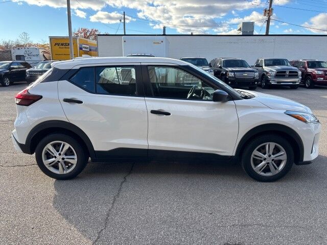 2021 Nissan Kicks S Cleveland OH