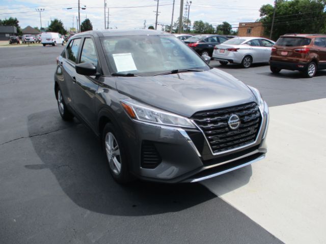 2021 Nissan Kicks S Xtronic CVT