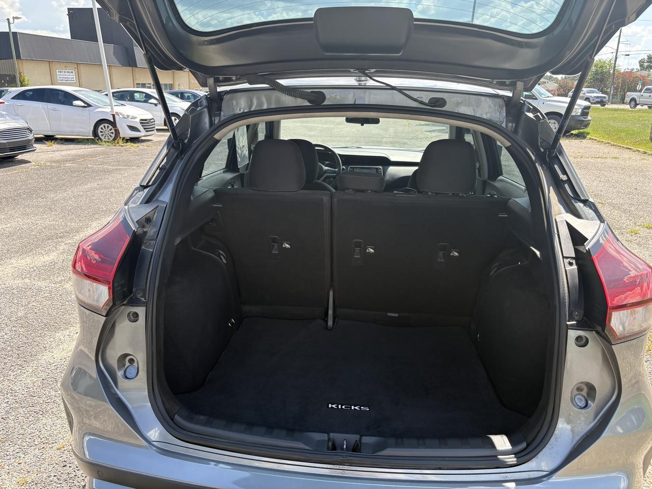 2021 Nissan Kicks S Xtronic CVT Meridian MS