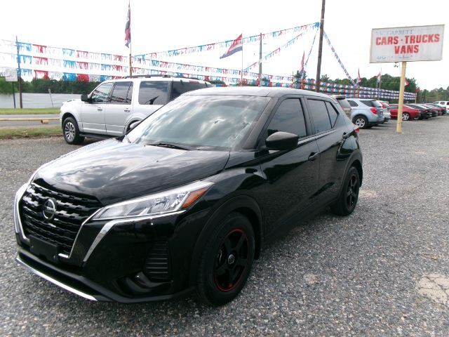 2021 Nissan Kicks S Xtronic CVT