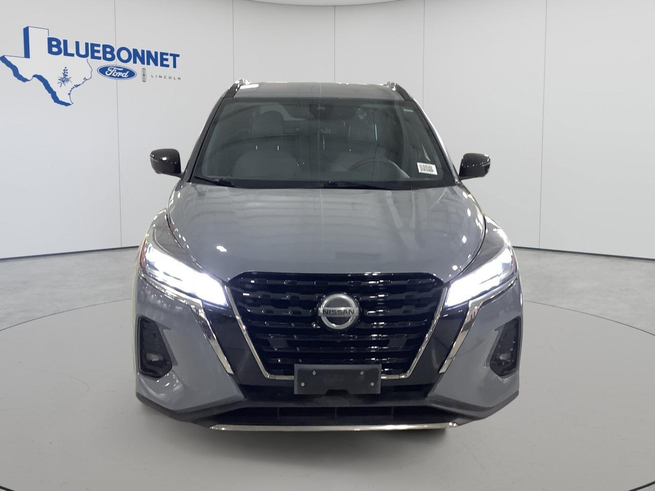 2021 Nissan Kicks SR