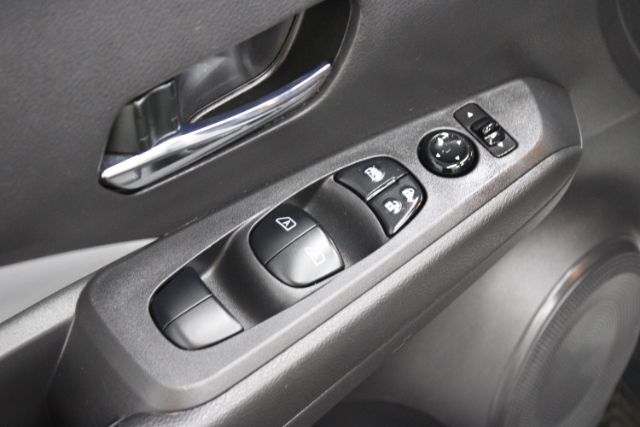 2021 Nissan Kicks SR Xtronic CVT Chantilly VA