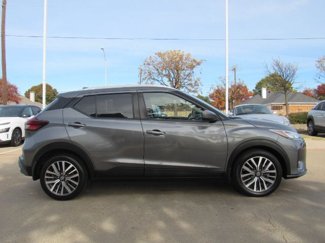 2021 Nissan Kicks SV photo 4