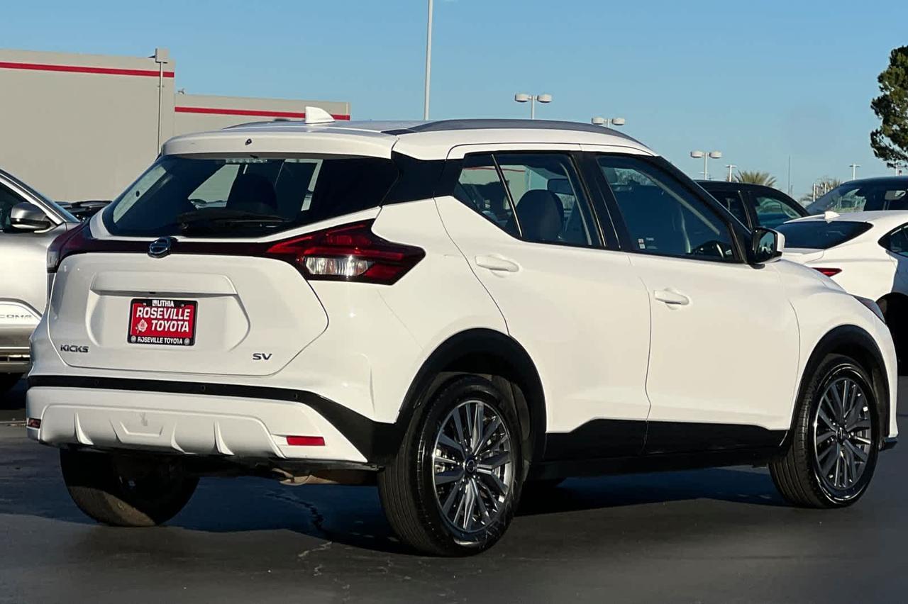 2021 Nissan Kicks SV
