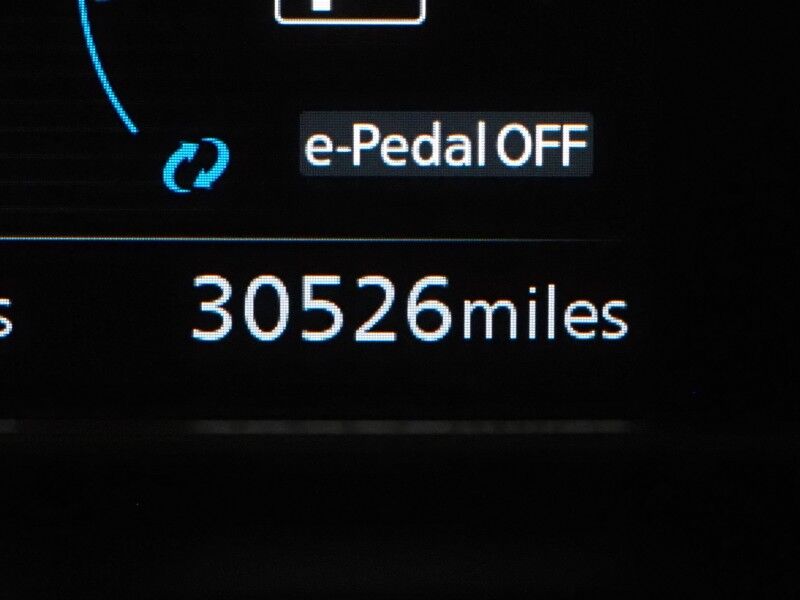 2021 Nissan LEAF S *BLIND SPOT & LANE DEPARTURE ALERT, COLLISION ALERT w/BRAKING, BACKUP-CAMERA, COLOR TOUCH SCREEN, HIGH BEAM ASSIST, PUSH BUTTON START, BLUETOOTH, APPLE CARPLAY Round Rock TX