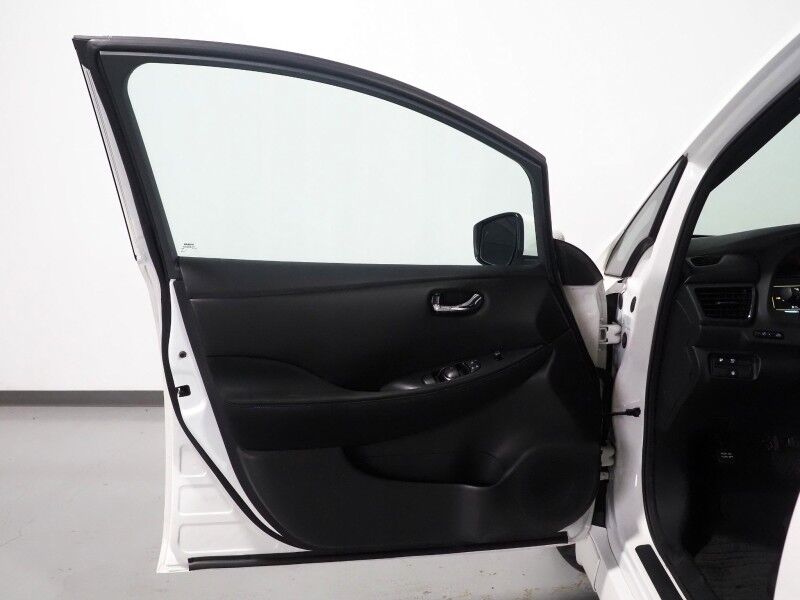2021 Nissan LEAF S *BLIND SPOT & LANE DEPARTURE ALERT, COLLISION ALERT w/BRAKING, BACKUP-CAMERA, COLOR TOUCH SCREEN, HIGH BEAM ASSIST, PUSH BUTTON START, BLUETOOTH, APPLE CARPLAY Round Rock TX