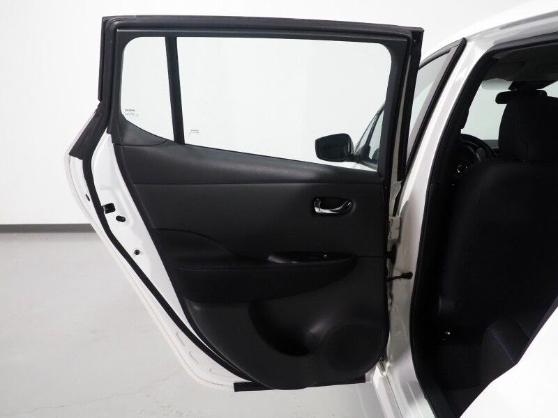 2021 Nissan LEAF S *BLIND SPOT & LANE DEPARTURE ALERT, COLLISION ALERT w/BRAKING, BACKUP-CAMERA, COLOR TOUCH SCREEN, HIGH BEAM ASSIST, PUSH BUTTON START, BLUETOOTH, APPLE CARPLAY Round Rock TX