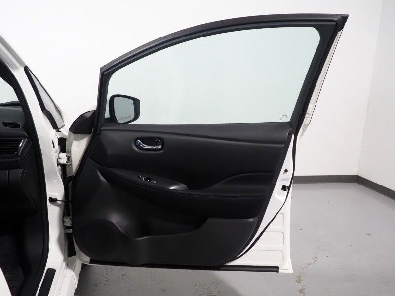 2021 Nissan LEAF S *BLIND SPOT & LANE DEPARTURE ALERT, COLLISION ALERT w/BRAKING, BACKUP-CAMERA, COLOR TOUCH SCREEN, HIGH BEAM ASSIST, PUSH BUTTON START, BLUETOOTH, APPLE CARPLAY Round Rock TX